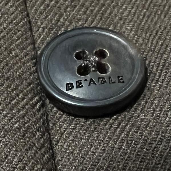 BE ABLE ( ビーエイブル ) クロップド パンツ ダークグレー