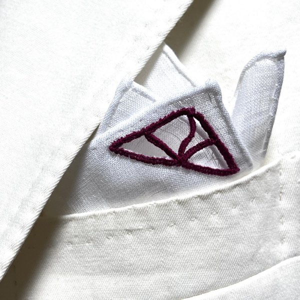 MUNGAI ( ムンガイ ) ポケットチーフ ホワイト エンジ 小窓 ハンドメイド 刺繍 リネン イタリア製