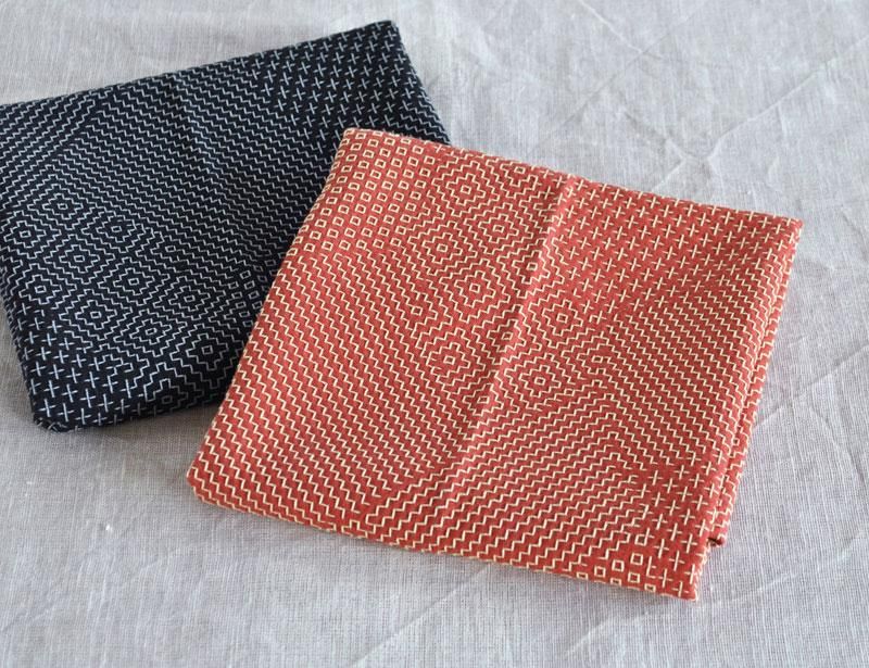 刺し子織り 風呂敷（小）54角 - 日本の手仕事の店 ちゃらっぽこ -ちゃ