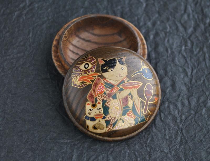 蒔絵ミニ香合 付喪神（酒宴） 伯兆 - 日本の手仕事の店 ちゃらっぽこ