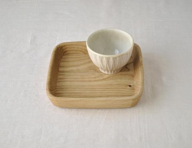 トロワ 片田学 木製プレート ブラウン 直径約22.5cm トロワ 片田学 木製プレート ブラウン 直径約22.5cm