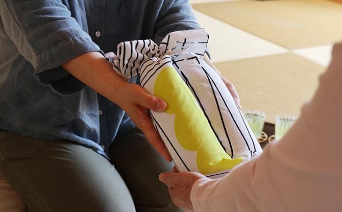 手ぬぐい包み