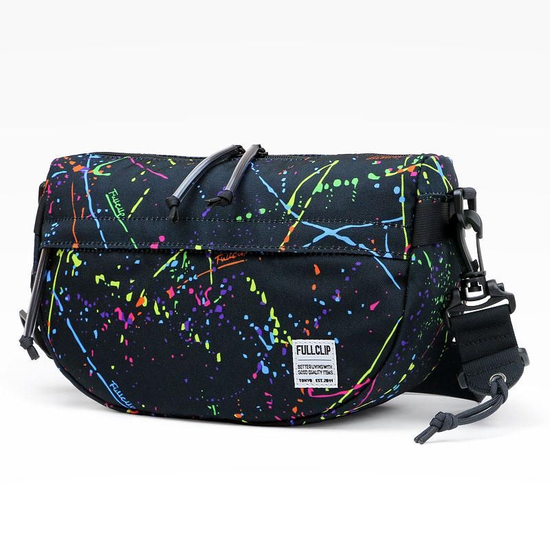 新品✨Rene　バックジップフリンジトップス　ネイビー　ロゴ　近年モデル 新品✨Rene バックジップフリンジトップス ネイビー ロゴ