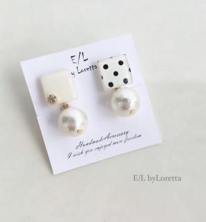 Dot square pearl pierce/earring(White)
