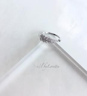 Crystal leaf Ring