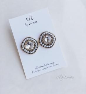 Pearl bijou pierce
