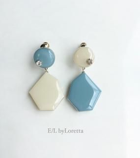 Color Asymmetry KAKERA pierce/earring(Light BlueIvory)