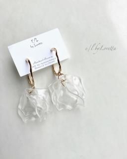 Clear petal hoop pierce