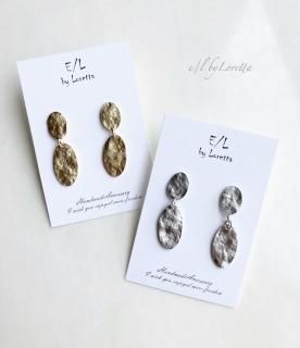 (2)Hammered w oval pierce
