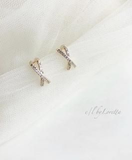 Crystal cross ear cuff