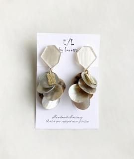 KAKERA shell tassel pierce/earring(Pearl whiteBeige) [cc]