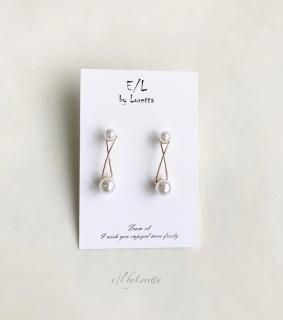 Cross pearl pierce
