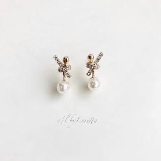 Crystal tie pearl pierce