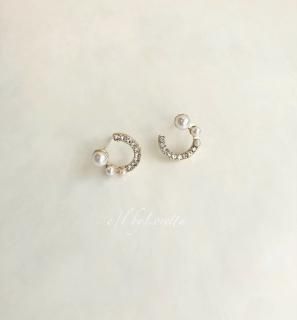 Crystal  pearl curve pierce