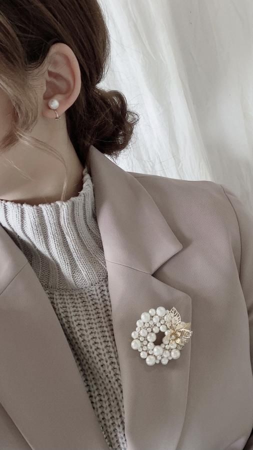 Leaf flower × quartz cotton pearl circle brooch & pierce