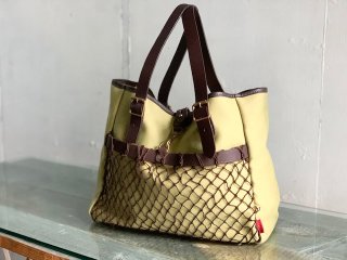 <img class='new_mark_img1' src='https://img.shop-pro.jp/img/new/icons47.gif' style='border:none;display:inline;margin:0px;padding:0px;width:auto;' />CHAPMAN -2way tote (khaki canvas)- Made in England
