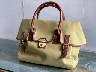 <img class='new_mark_img1' src='https://img.shop-pro.jp/img/new/icons47.gif' style='border:none;display:inline;margin:0px;padding:0px;width:auto;' />CHAPMAN -boston bag (khaki canvas)- Made in England