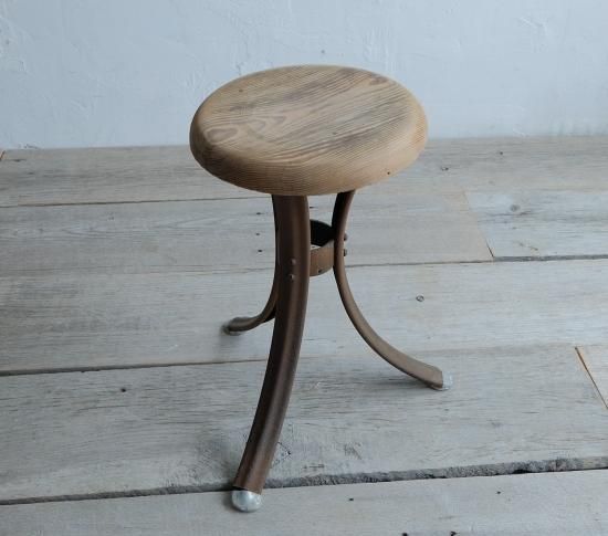 アンティークのしなやかなスツールの販売 | アンティーク家具・雑貨の