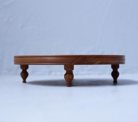 PRIVATE TABLE