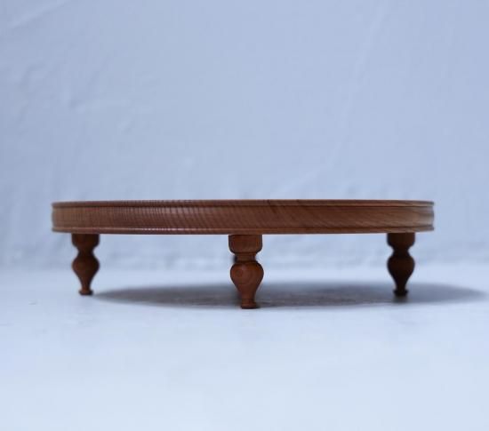 PRIVATE TABLE