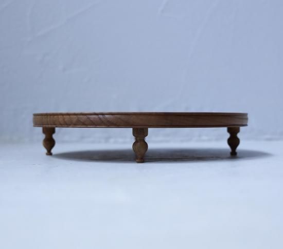 PRIVATE TABLE