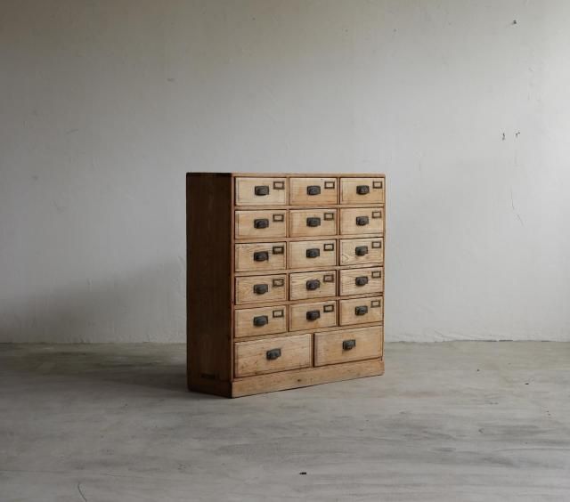 アンティークの棚・本棚・食器棚の販売 | ICCAオンラインショップ