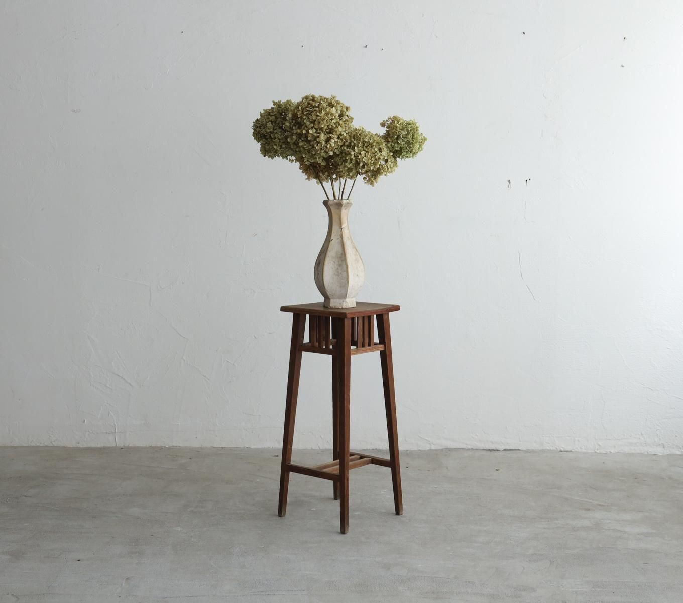 スレンダーな花台の通販 | ライフスタイルショップICCA Online shop