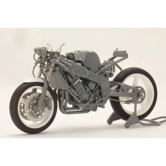 Amazon.co.jp: 1/12 TECH21 YZF750 FZR750 鈴鹿8耐 テック21