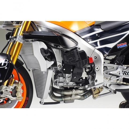 14 REPSOL HONDA RC213V #93 - Max Moto Modeling 通販サイト 14 REPSOL HONDA RC213V #93 - Max Moto Modeling 通販サイト