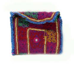 細密なアフガニスタンのオールド刺繍布ウォレット 34