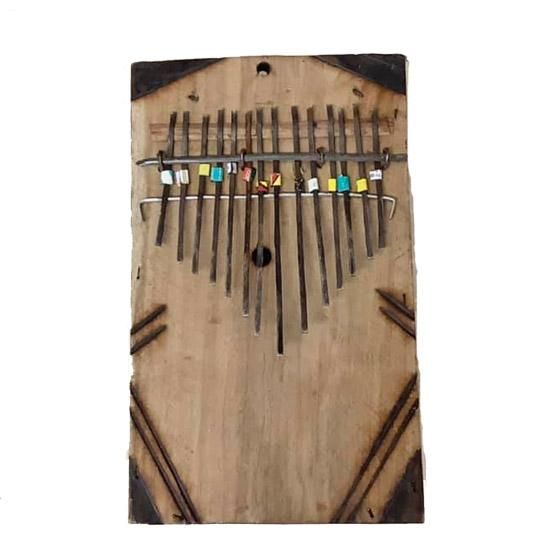 カリンバ楽器インドヨガジャンベ作家もの ギャラリー砌で行われていた上杉裕一さんのカリンバ展、11月末で終了