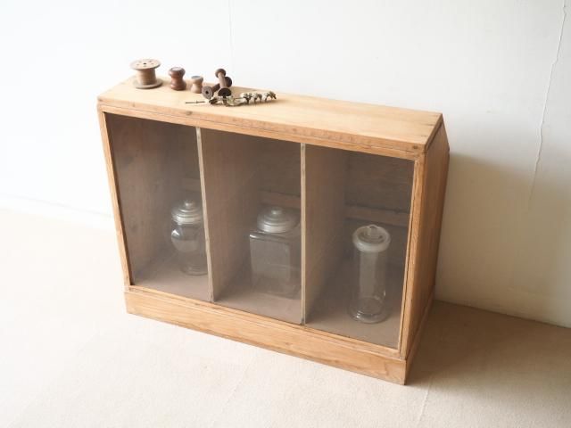 ラワン　組み木　ガラス　木箱　古家具　古道具　収納棚　木製　ケース 収納ボックス 小物入れ スパイスラック 調味料入れ ふた付き