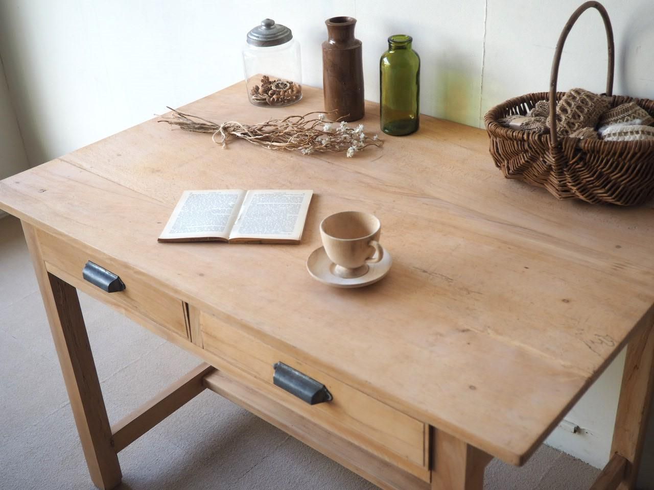 NS172 大きな天板の平机 - 古家具・古道具のセレクトショップ｜natural