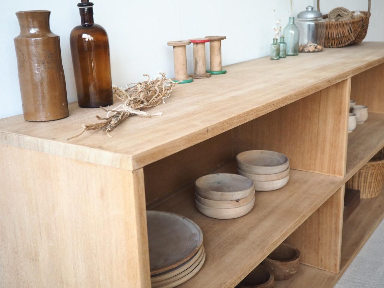 MM！横長の大きな飾り棚　古家具 NS173 ラワン材の横長ディスプレイラック - 古家具・古道具の