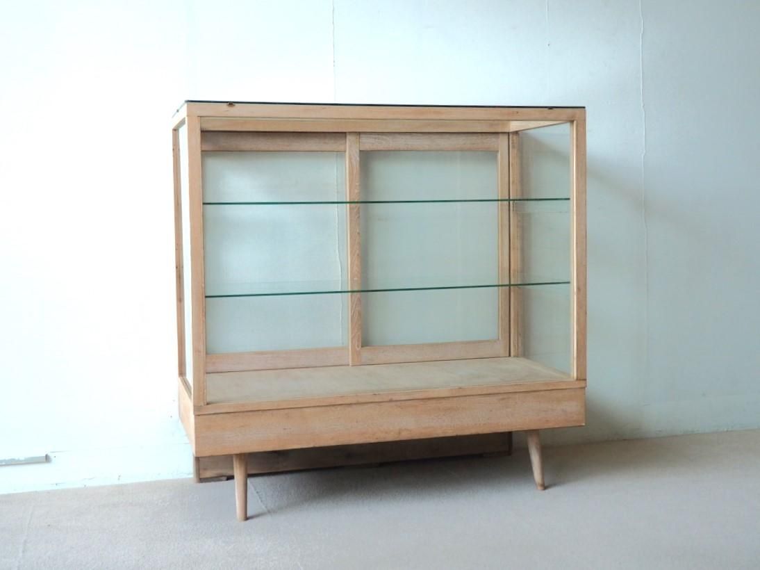 アンティーク　古い木枠ガラスケース　レトロ　ショーケース　棚　古道具 レトロ 古木 ガラス棚 収納棚 飾り棚 ショーケース ガラスケース