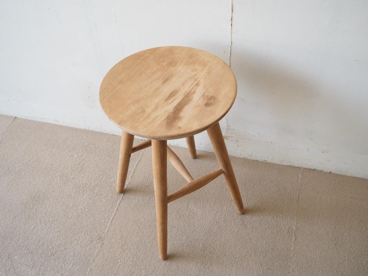 昭和レトロなスツール　アンティーク　古家具 アンティーク風スツール ダメージ加工 椅子（チェアー）・スツール