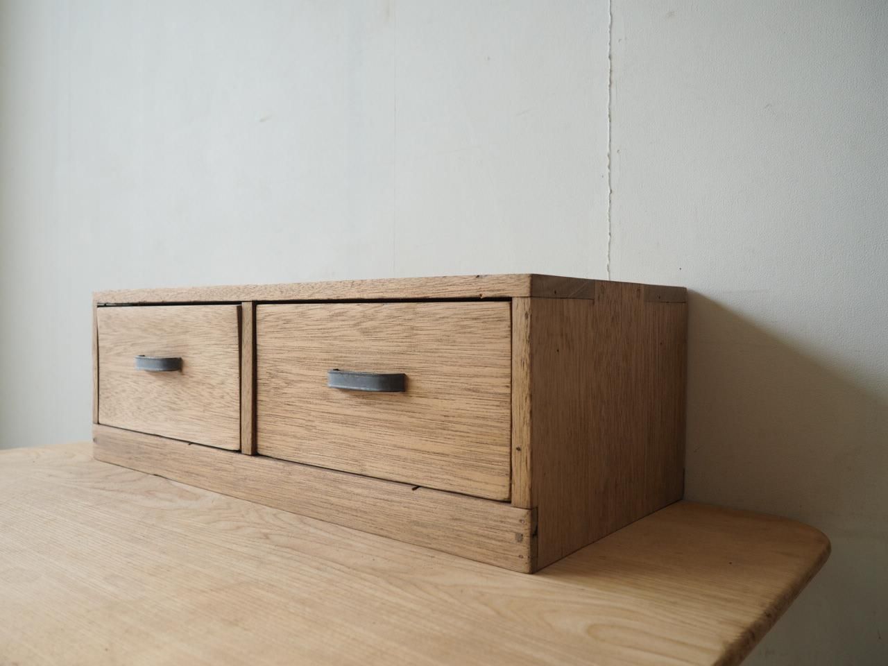 NS728 ロータイプの小引き出し - 古家具・古道具のセレクトショップ