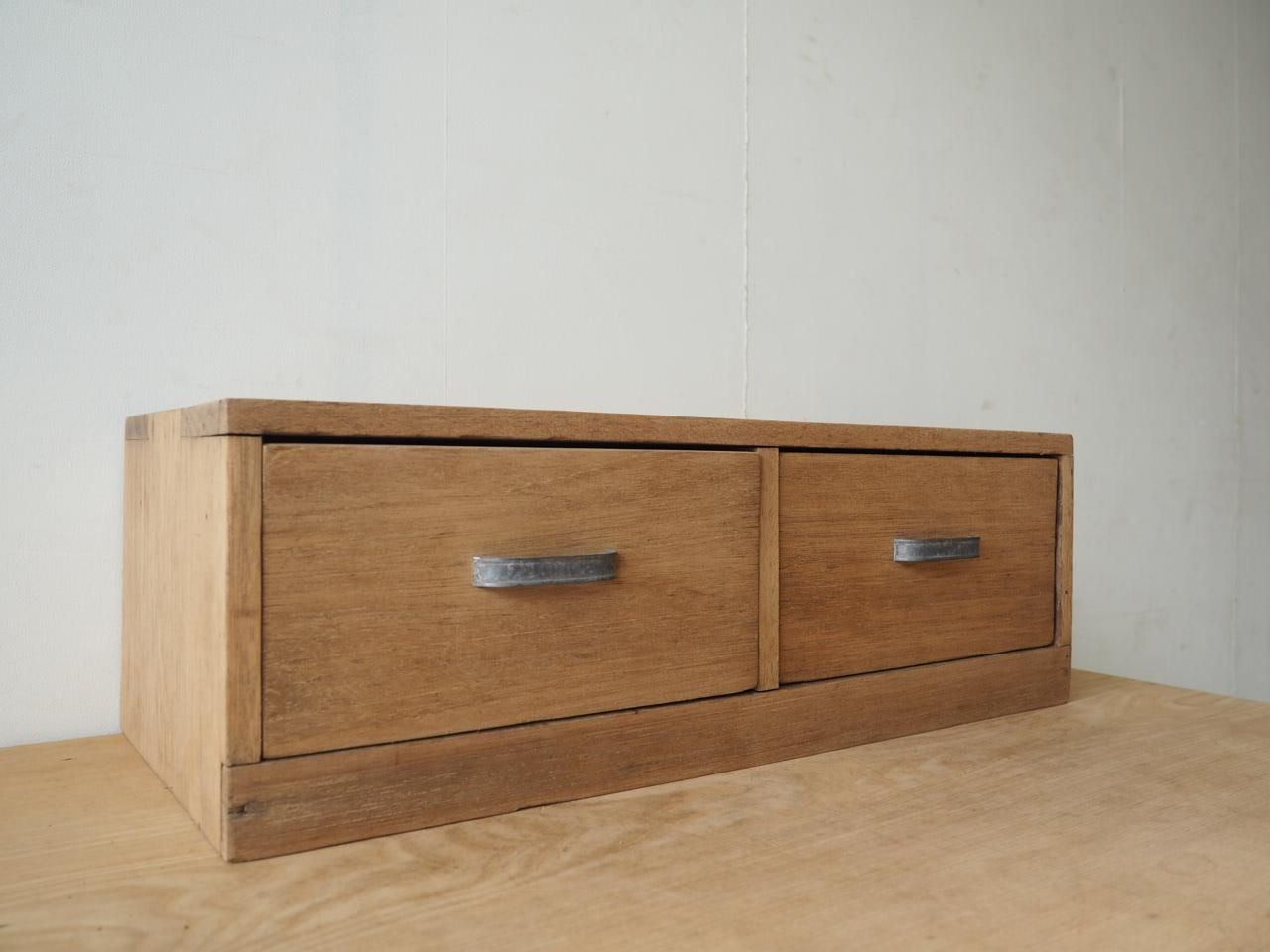 NS728 ロータイプの小引き出し - 古家具・古道具のセレクトショップ