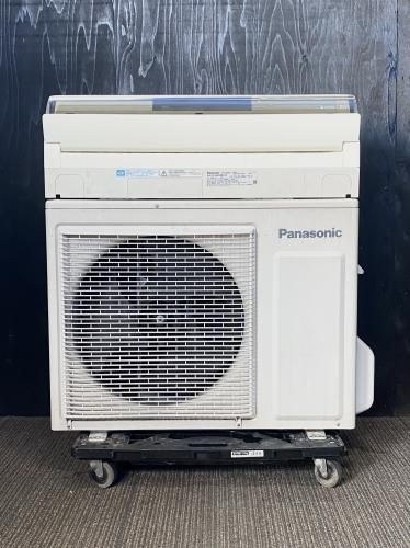 【京阪神限定販売・標準工事付】2012年製 パナソニック 18畳用 CS-562CXR2-W(4498)お掃除機能タイプ