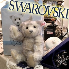 2008ǯ  ̥ꥫ  եҤȤΥܡ꡼5 ֥ե롼꡼/ Flurrie - The 2008 Swarovski Teddy Bearס S-1823 <img class='new_mark_img2' src='https://img.shop-pro.jp/img/new/icons11.gif' style='border:none;display:inline;margin:0px;padding:0px;width:auto;' />