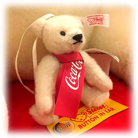 Amazon.co.jp: コカコーラ ポーラーベアー シロクマぬいぐるみ