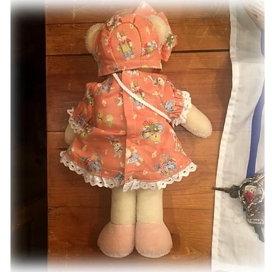 照れ照れ仔豚ちゃん ぬいぐるみ 海外作家様 ハンドメイド アーティスト