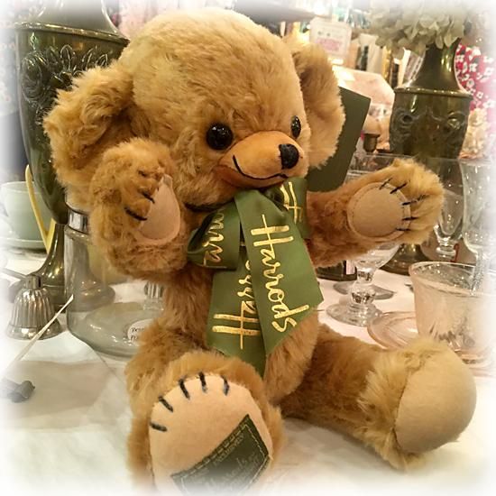 ハロッズ・チーキー ＊ Harrods Cheeky 」＊ 2000年 ＊ イギリス