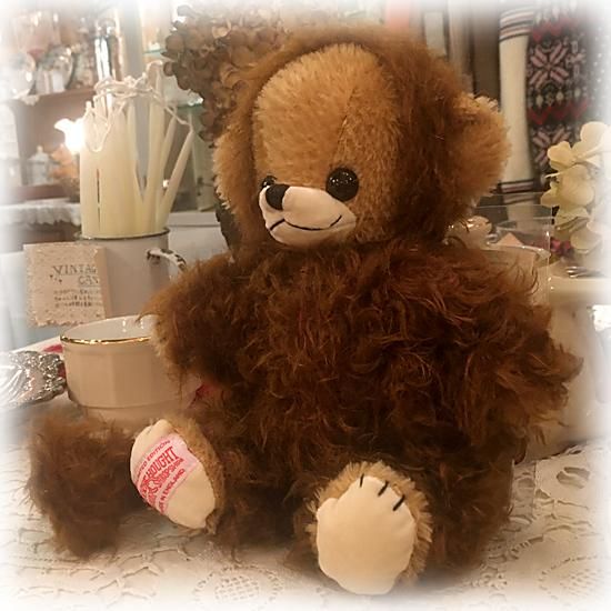 チーキー・モンキー Merrythought 24cm 赤いお尻と長いしっぽ チーキー・モンキー Merrythought 24cm 赤いお尻と長いしっぽ