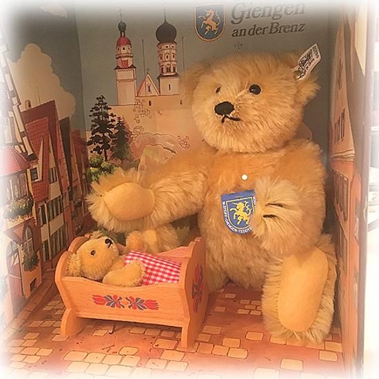 アンティークテディベア 1984年生まれ ＊「ギンゲン・テディベアセット1906 ＊ Giengen