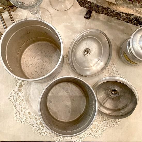 1930年代アルミキャニスター6缶セット　真鍮ラベル　フランスビンテージ フランスのお洒落なアンティーク 、ホウロウのキャニスター
