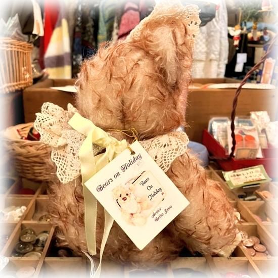 斉藤玲子さんのブランド ” Bears on Holiday ” ＊「 サリー ＊ Sally