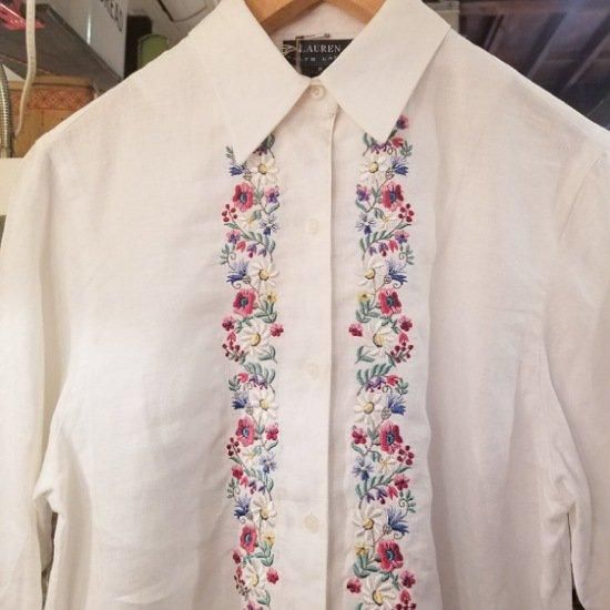 RALPH LAUREN * ラルフローレン * フラワー刺繍入りシャツ RALPH LAUREN * ラルフローレン * フラワー刺繍入りシャツ