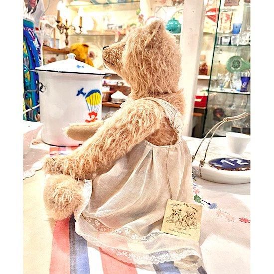Wilbur🐻オランダの人気作家、Jane Hummeさんの作品です