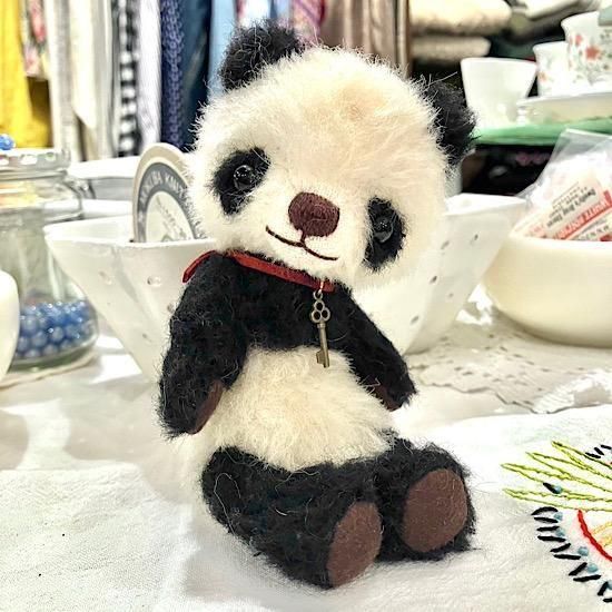 テディベア&欧米の古着&アンティーク専門店のレッドバロウ テディベア&欧米の古着&アンティーク専門店のレッドバロウ